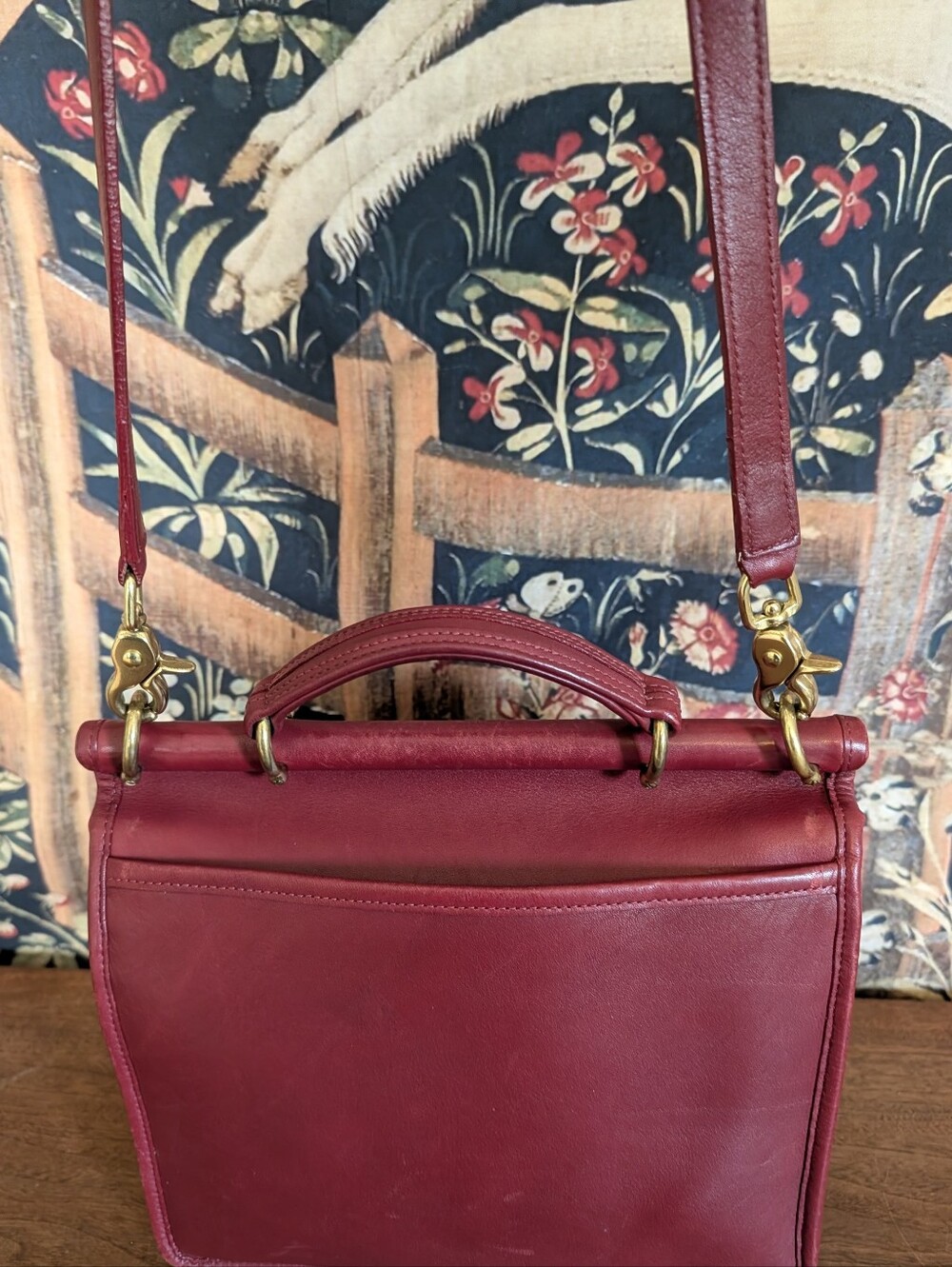 Vintage Coach Willis Bag Red Leather Brass Hardware Crossbody 9927 - Picture 6 of 16